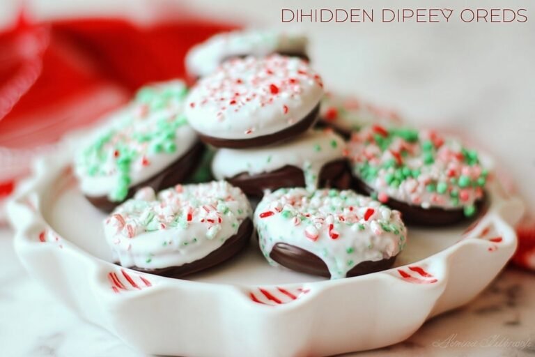 Holiday Dipped Peppermint Oreos 84.Png